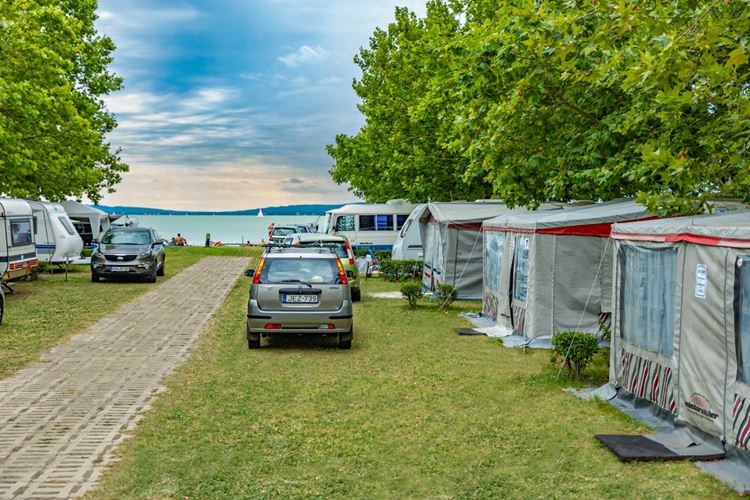 Balatontourist Camping Strand - Holiday, Balaton, Węgry, CK GEOVITA)