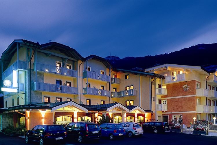 Hotel Ideal, Madonna di Campiglio, Włochy, CK GEOVITA