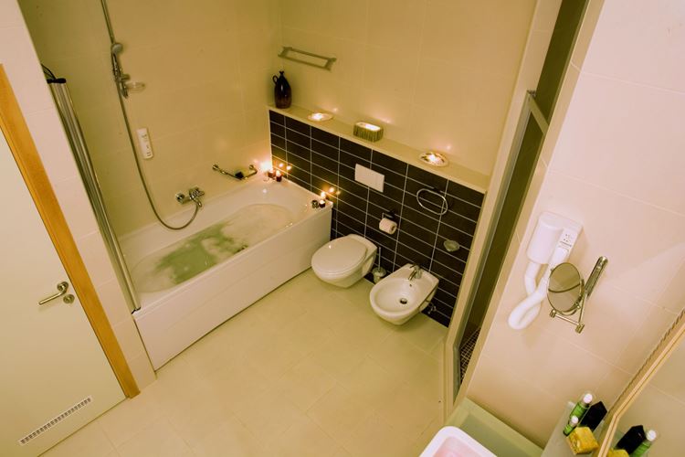 apartament Deluxe 2 bedroom z widokiem na morze, Wyndham Grand Novi Vinodolski Resort, CK GEOVITA