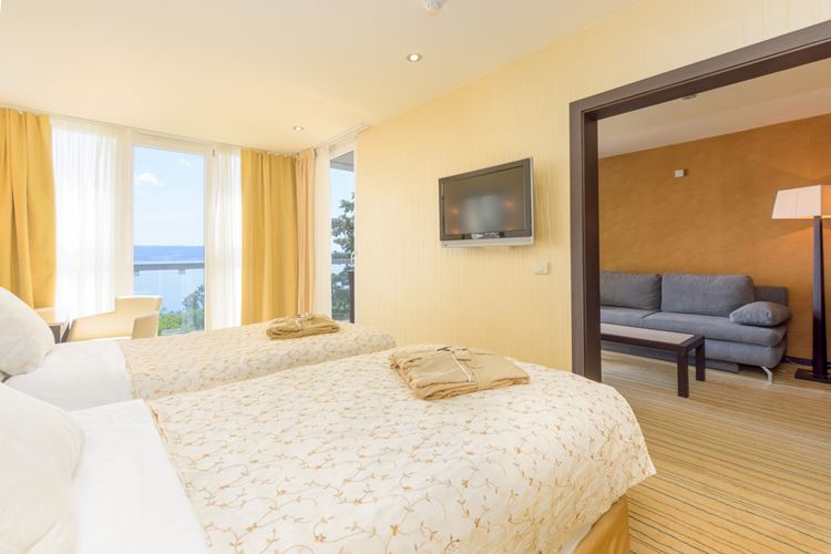 apartament 2-osobowy z balkonem, Wyndham Grand Novi Vinodolski Resort, CK GEOVITA