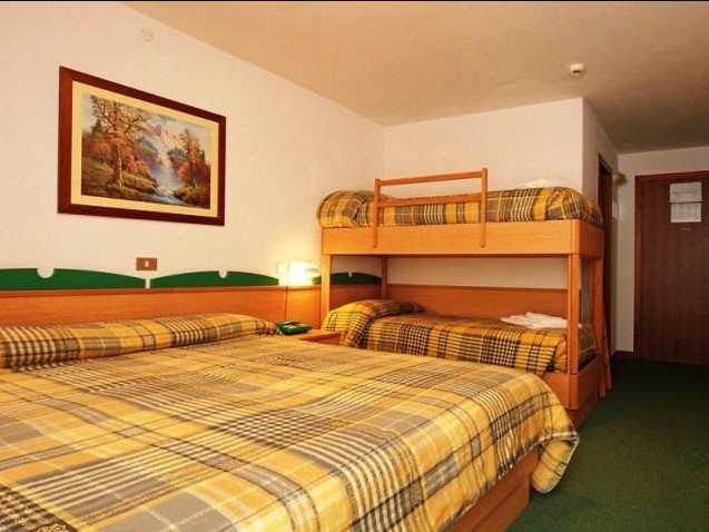 pokój 4-osobowy STANDARD, Sport Hotel Pampeago, Włochy, CK GEOVITA