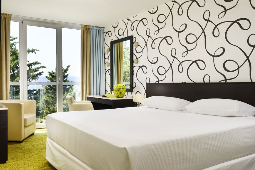 pokój 2-osobowy z widokiem na morze, Wyndham Grand Novi Vinodolski Resort, CK GEOVITA